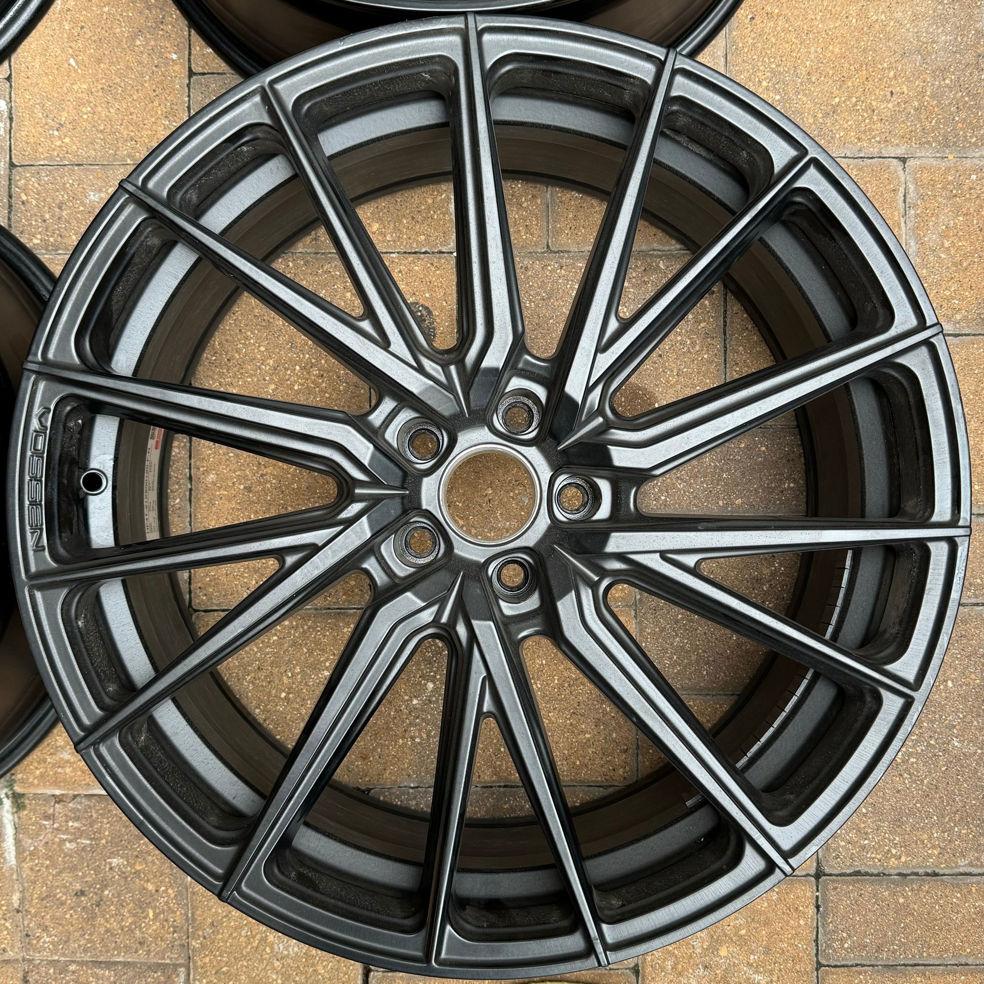 Wheels and Tires/Axles - Vossen Hybrid Forged HF-4T 21x9 +25 - Used - Metro Houston, TX 77498, United States