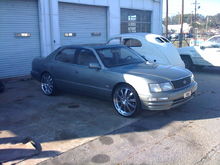 1995 Lexus LS400 22x8.5 front and 22x10 in the back.