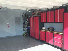 Epoxy "tuxedo"floors