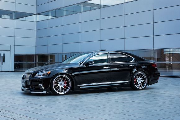 Rays Volk Racing G27