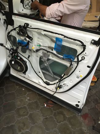 I see one plug available inside the plastic cover and I think it is for side camera. It has 4 colors: RED, BLACK, WHITE, and GRAY. Becaus i don't have plug to connect it, could I connect it directly? White with white, black with black, red with red, and the last YELLOW with GREY. Is it correct for YELLOW with GREY? Could anyone have the original one advise me?