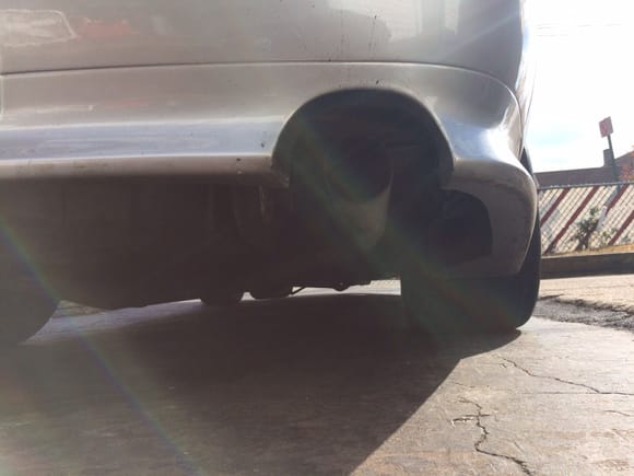 4" down pipe all the way until the rear. Splits into "Y" 3". No cats. No muffler or resonator.
