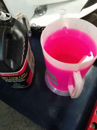 Nice super pink fresh coolant.
Very healthy colour of coolant.