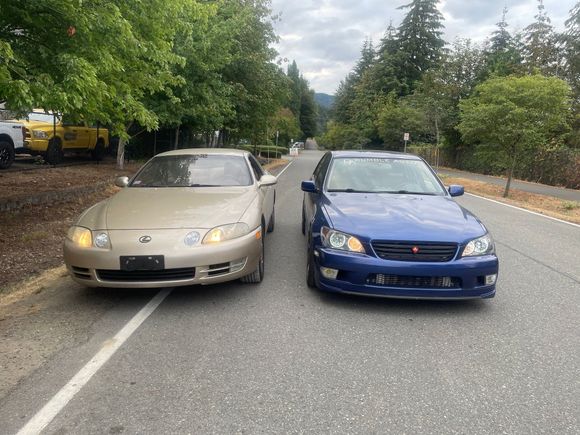 Side by side with my 2002 Intensa Blue Pearl IS300-T