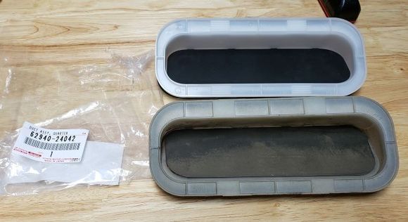 Right/Passenger's side vents: old (bottom), and new (top).  