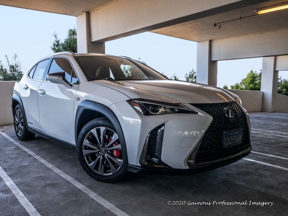 Lexus UX 250h F-Sport