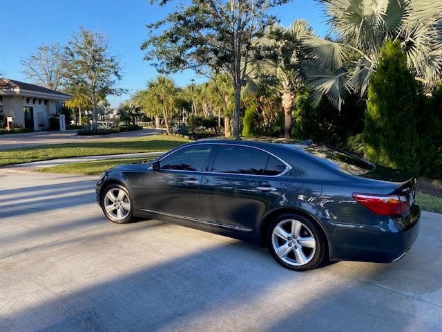 2010 Lexus LS460 - 2010 LS460L - needs almost nothing, well maintained, interior replaced (ZLZ) - Used - VIN JTHGL5EFXA5041173 - 151,000 Miles - 8 cyl - Gray - Palm Beach Gardens, FL 33418, United States