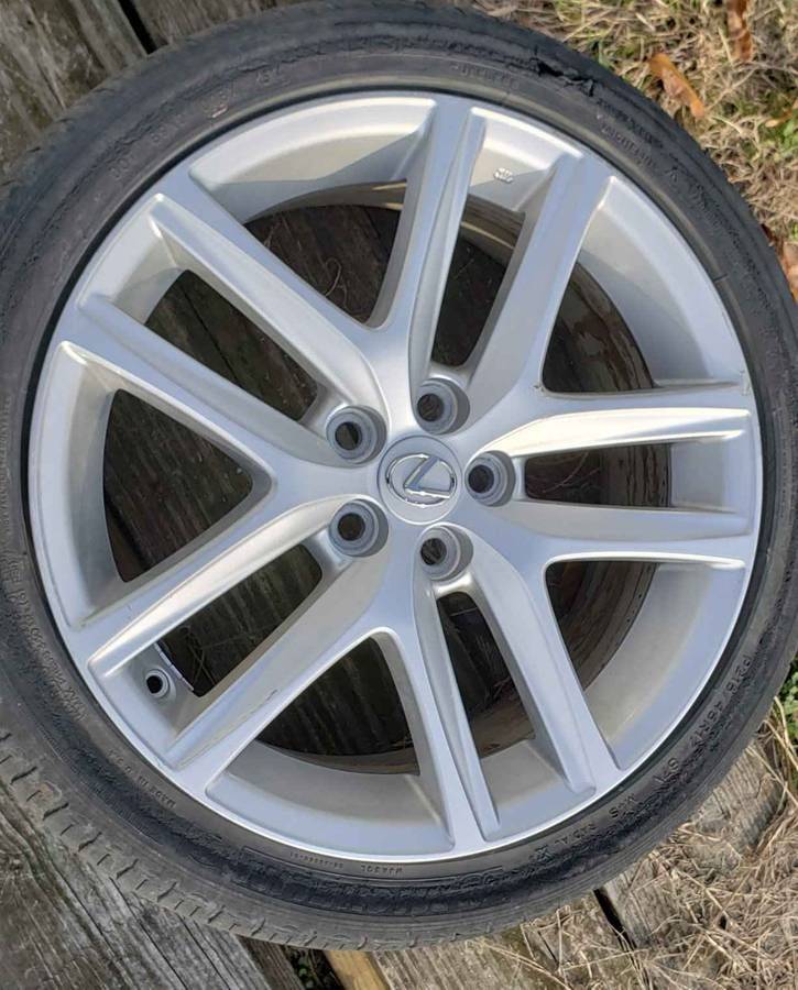 Wheels and Tires/Axles - (4) 17x7 OEM Lexus Whees w/Center Caps 5x100 CT200 - Used - 2011 to 2017 Lexus CT200h - Bowling Green, KY 42101, United States