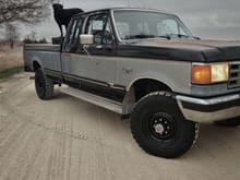 The 88 7.3 IDI F250 I blasted and painted wheels and hubs on recently