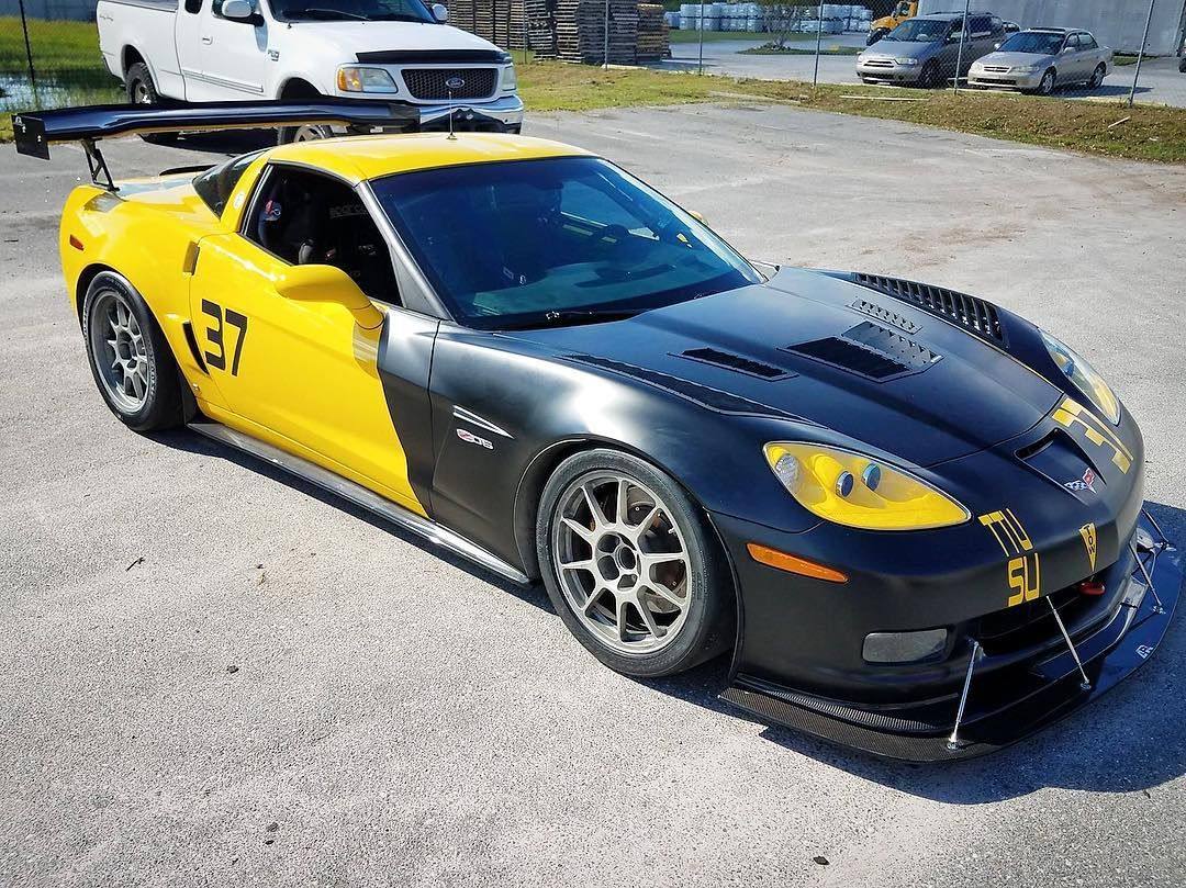 Chevrolet Corvette c6r 2005