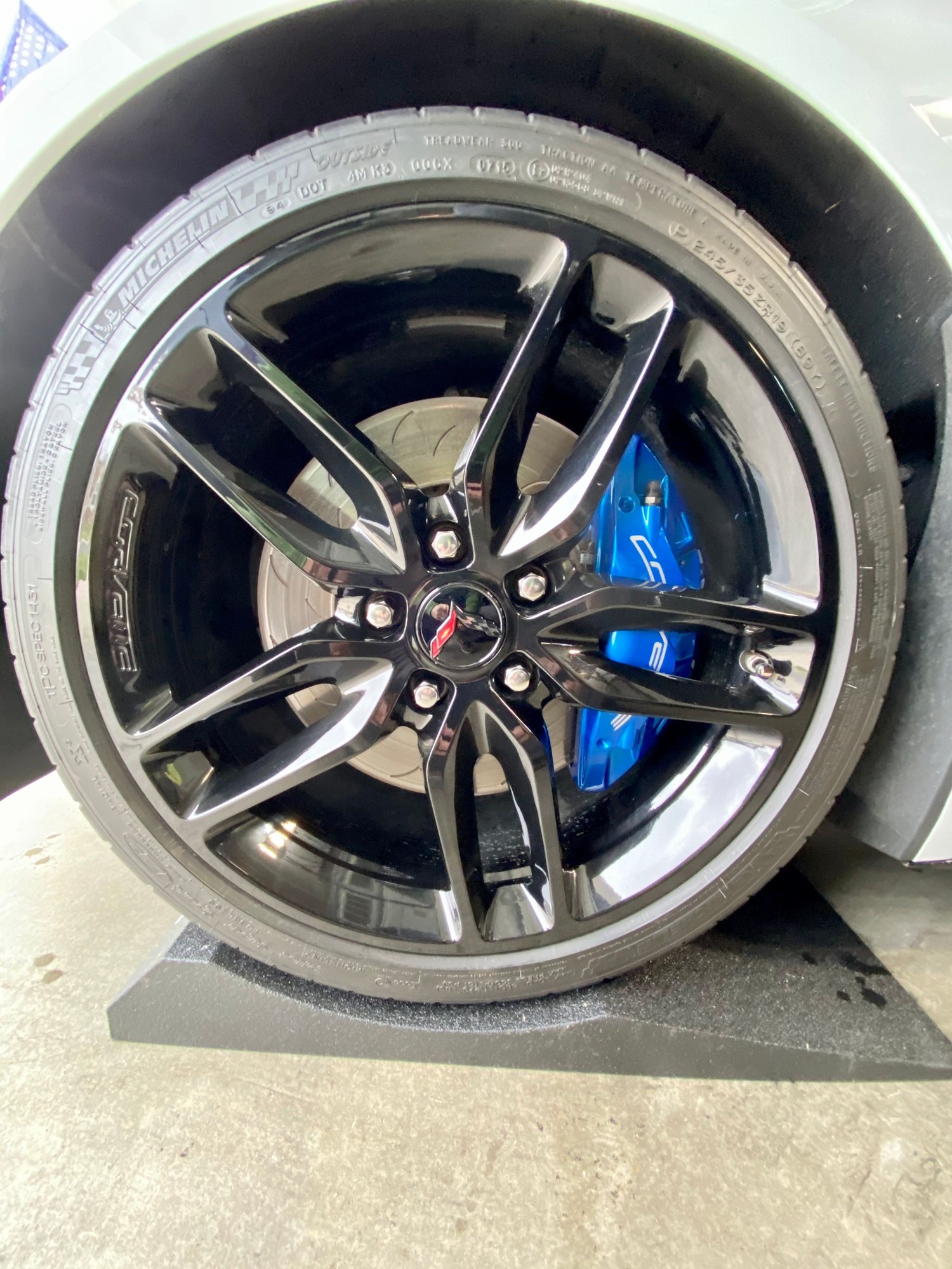 ZR1 Powder Blue coated calipers CorvetteForum Chevrolet Corvette