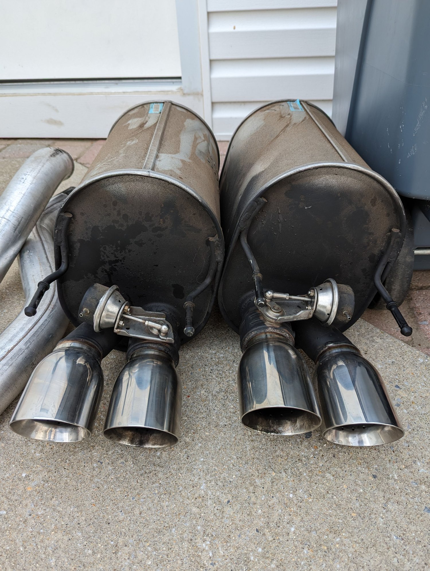 FS (For Sale) ZR1 Mufflers CorvetteForum Chevrolet Corvette Forum