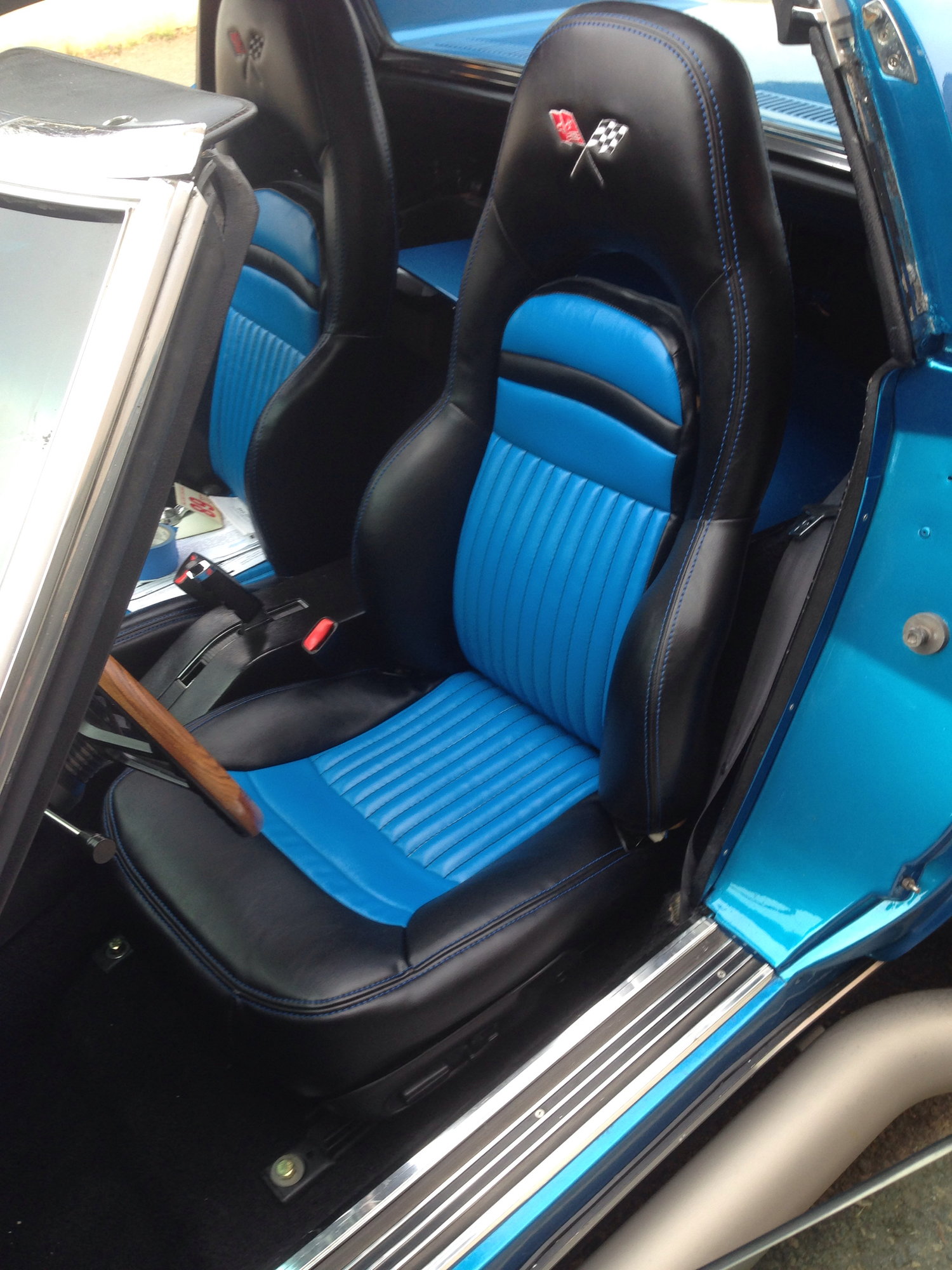 C5 seats in C3 WITH power adjustments - CorvetteForum - Chevrolet