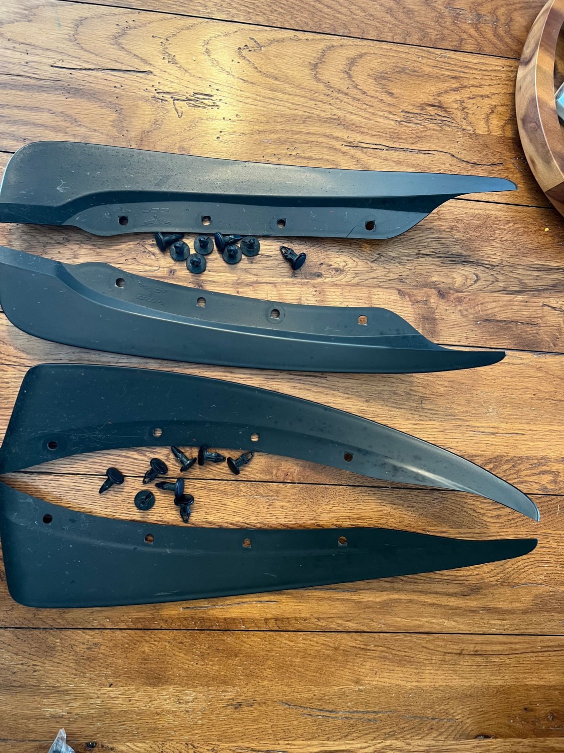 FS (For Sale) Genuine GM Accessory Splash Guard Kit C6 Base