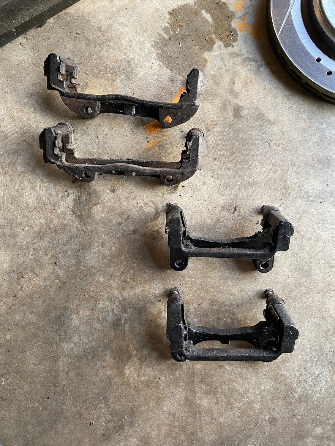 FS (For Sale) C5/C6 Z51 brake caliper bracket and rotors less than 1000