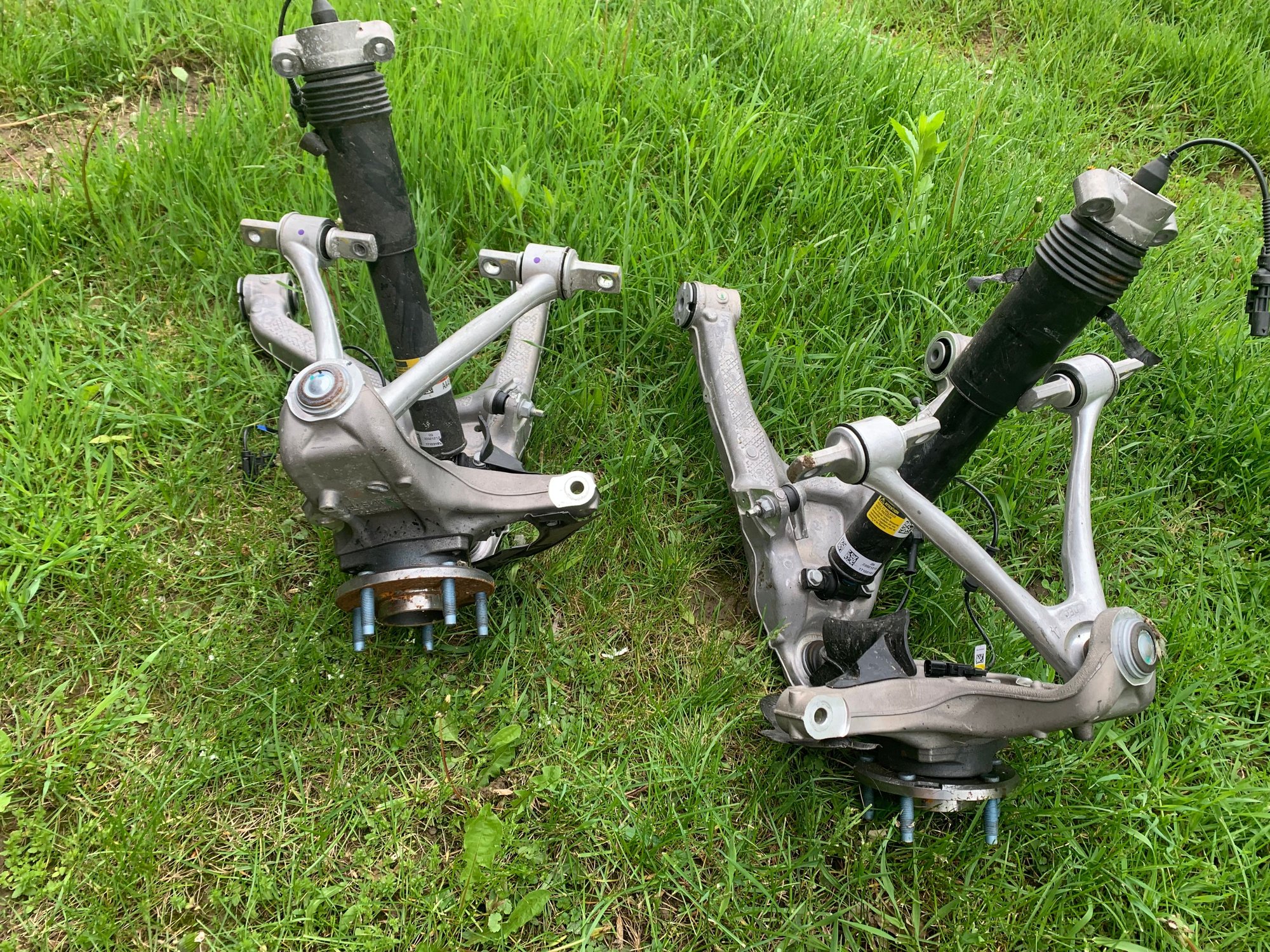 FS (For Sale) 2017 z06 knee assembly CorvetteForum Chevrolet