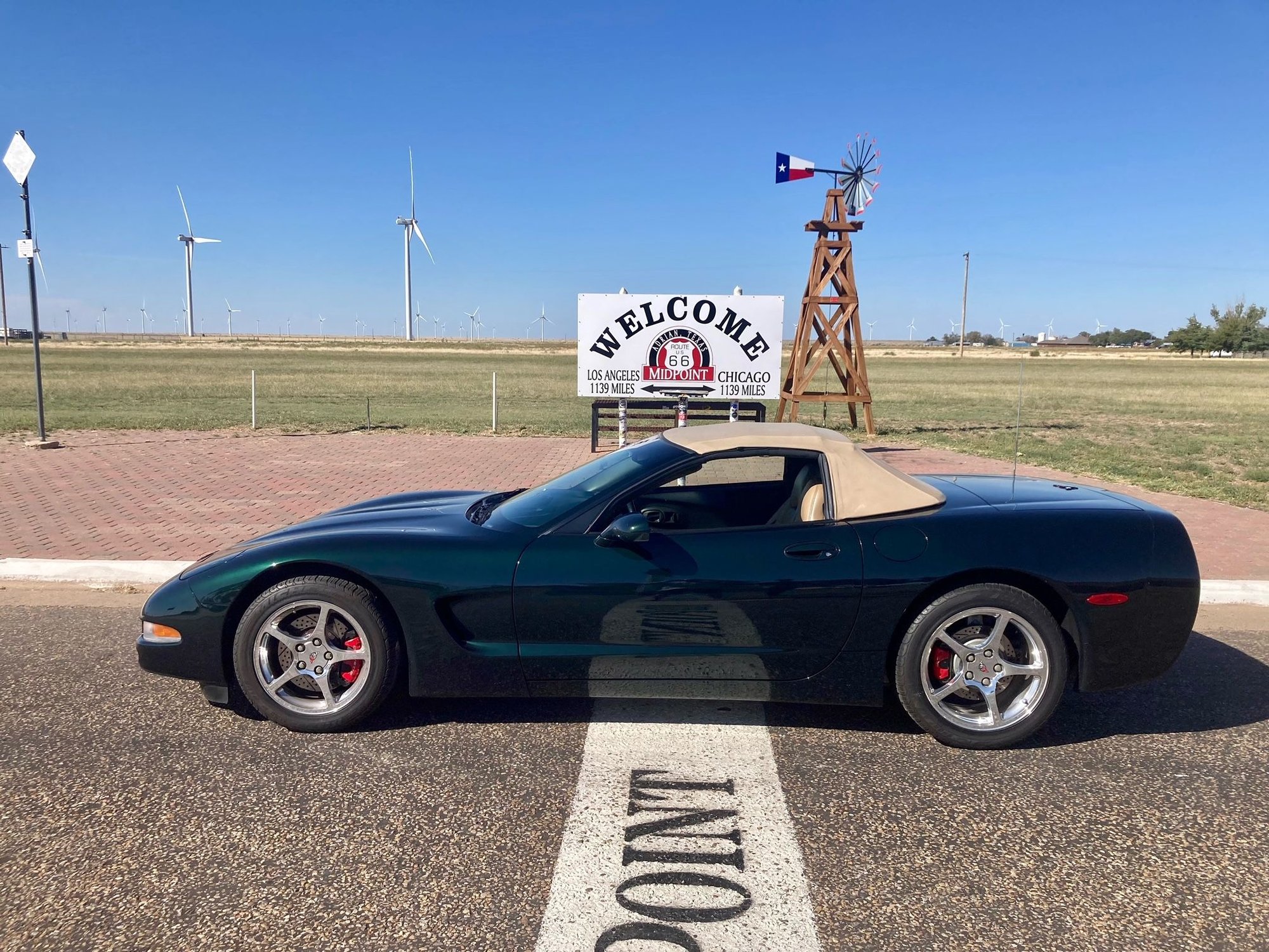 The exact midpoint of old Route 66