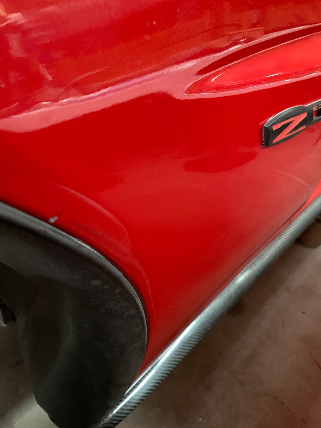 FS (For Sale) C6 z06 front fenders victory red oem - CorvetteForum ...