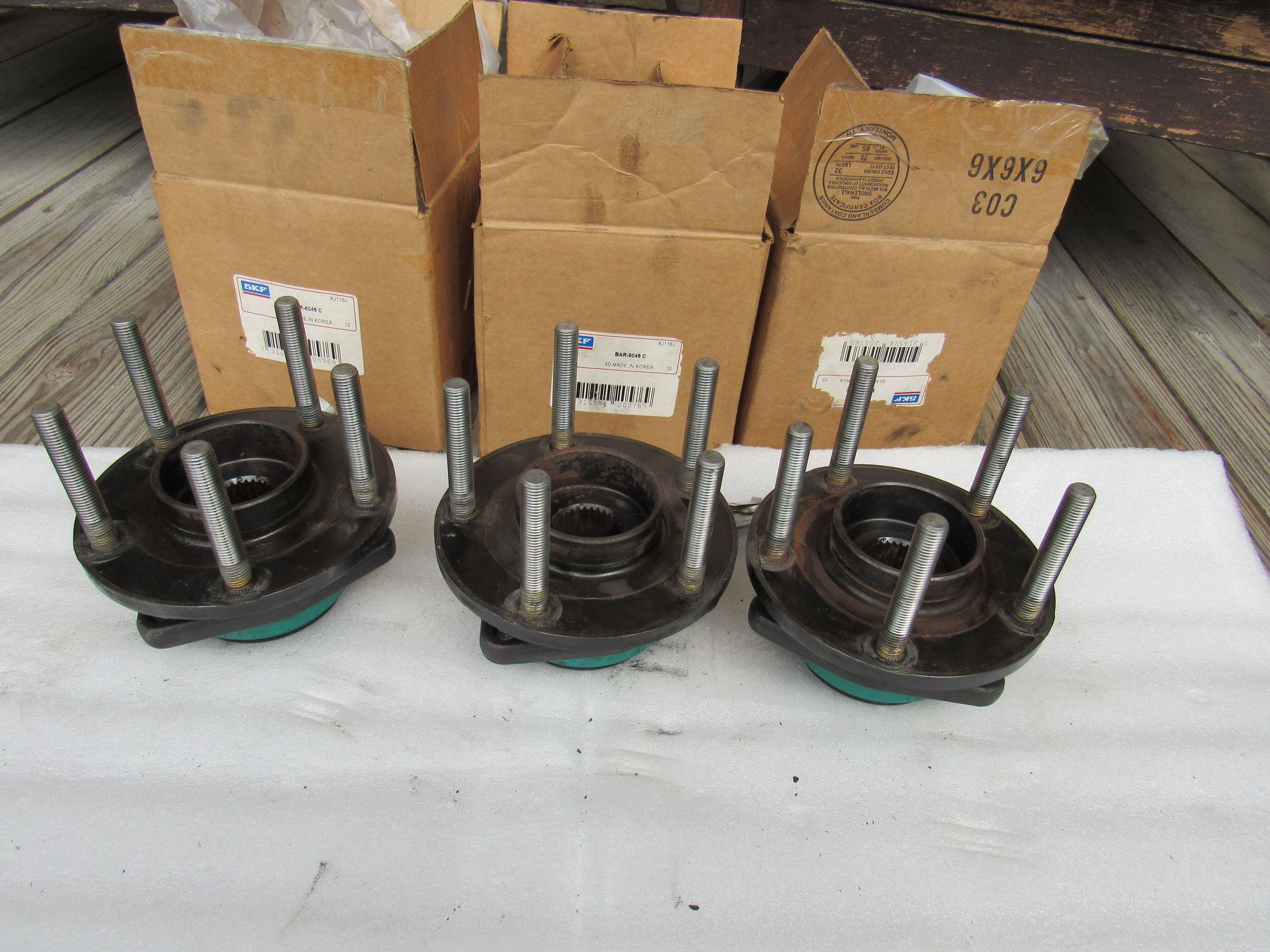 FS (For Sale) C5 C6 SKF Race bearings Set of 3 W/3"studs