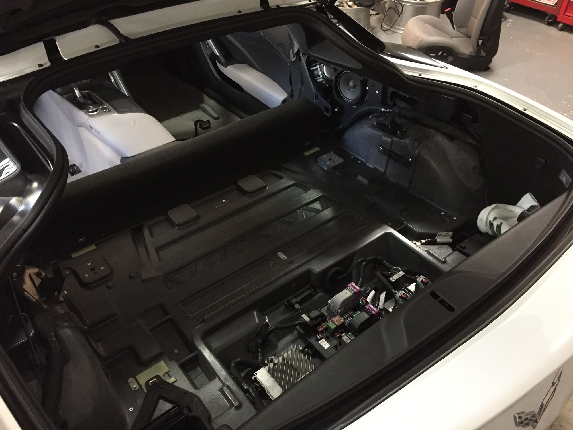 Best tools/method for removing interior trim panels? - CorvetteForum