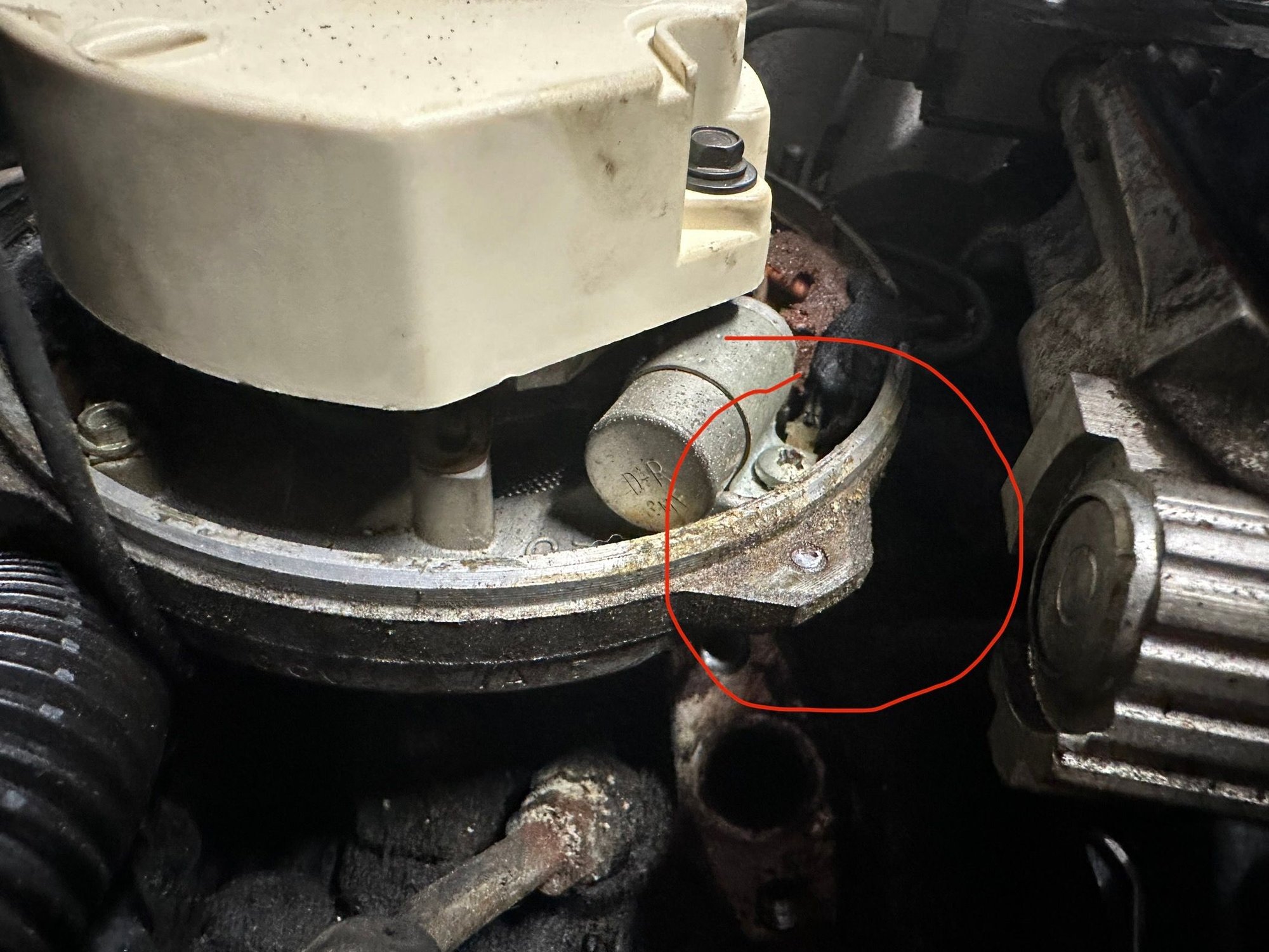 Broken distributor cap screws CorvetteForum Chevrolet Corvette Forum Discussion