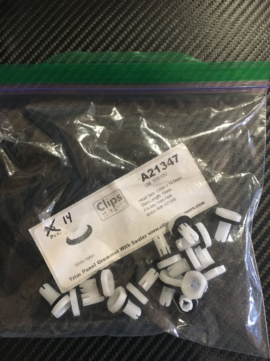FS (For Sale) C5 door panel retainers / fasteners CorvetteForum
