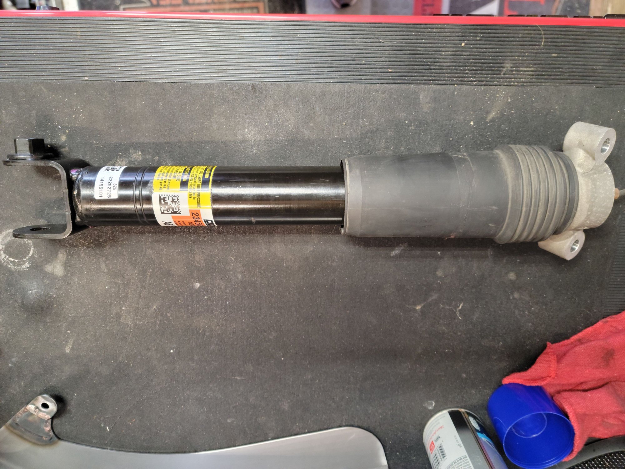 FS (For Sale) Single Ride Shock Rear CorvetteForum