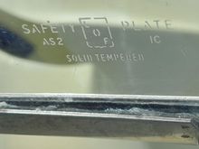 '65 couple  
SAFTY PLATE  LOF 
Solid Tempered
A52  IC
