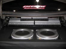 the trunk
          450/1
1000/1         1000/1
12w7            12w7
it is EXCESSIVE LOUD!!!!!!!!!!!!!!!