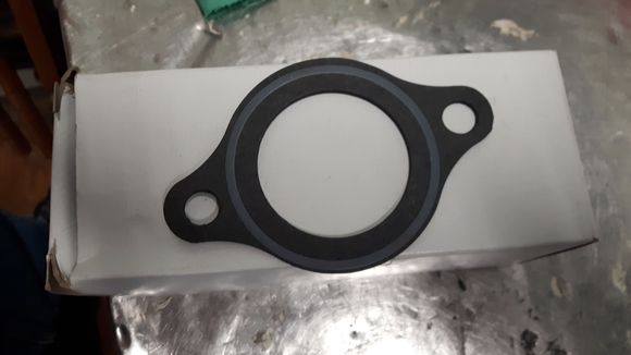 Do I use sealant on this type of thermostat gasket?