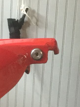 If you look closely, this side started to brake off, I hit it with fiberglass resin, and then some paint