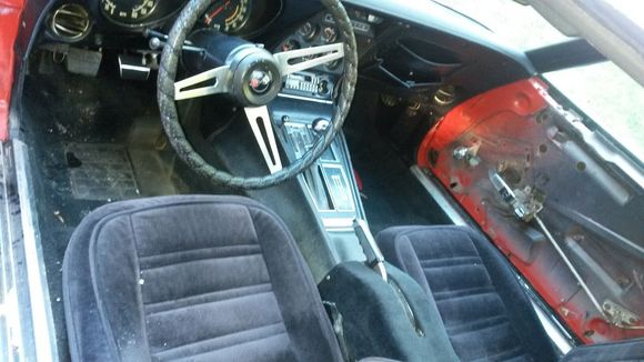 Crushed Velour! Remember the 80s? Interior needs some work