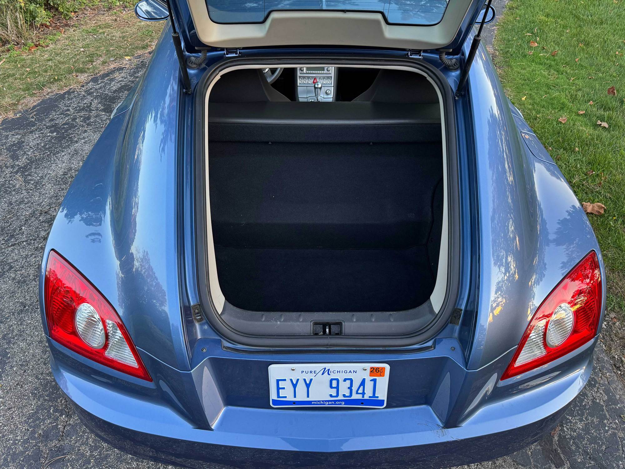 2007 Chrysler Crossfire - 2007 Chrysler Crossfire Limited - Coupe - Used - VIN 1C3LN69LX7X070691 - 32,200 Miles - 6 cyl - 2WD - Automatic - Coupe - Blue - Lansing, MI 48917, United States