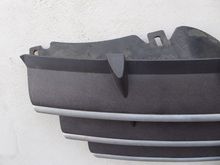 top right side showing tab brackets