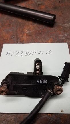 A193 820 21 10 