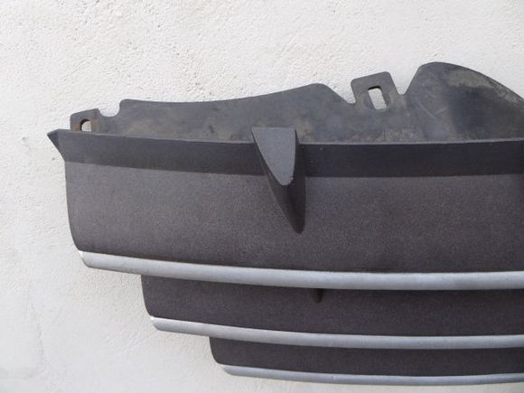 top right side showing tab brackets