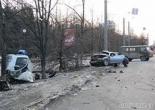 Chrysler Crossfire Crashed 1