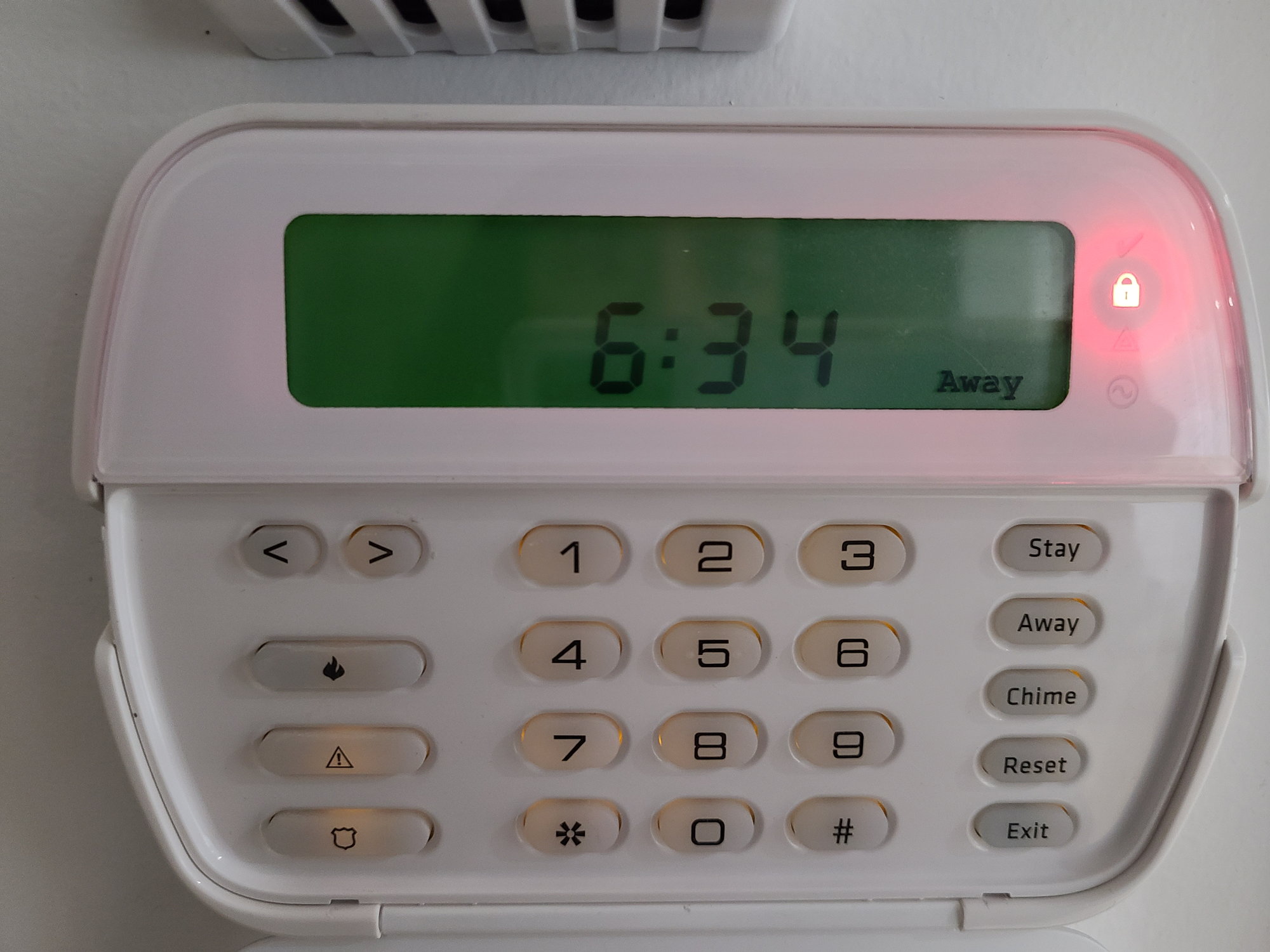 dsc alarm panel yellow system light