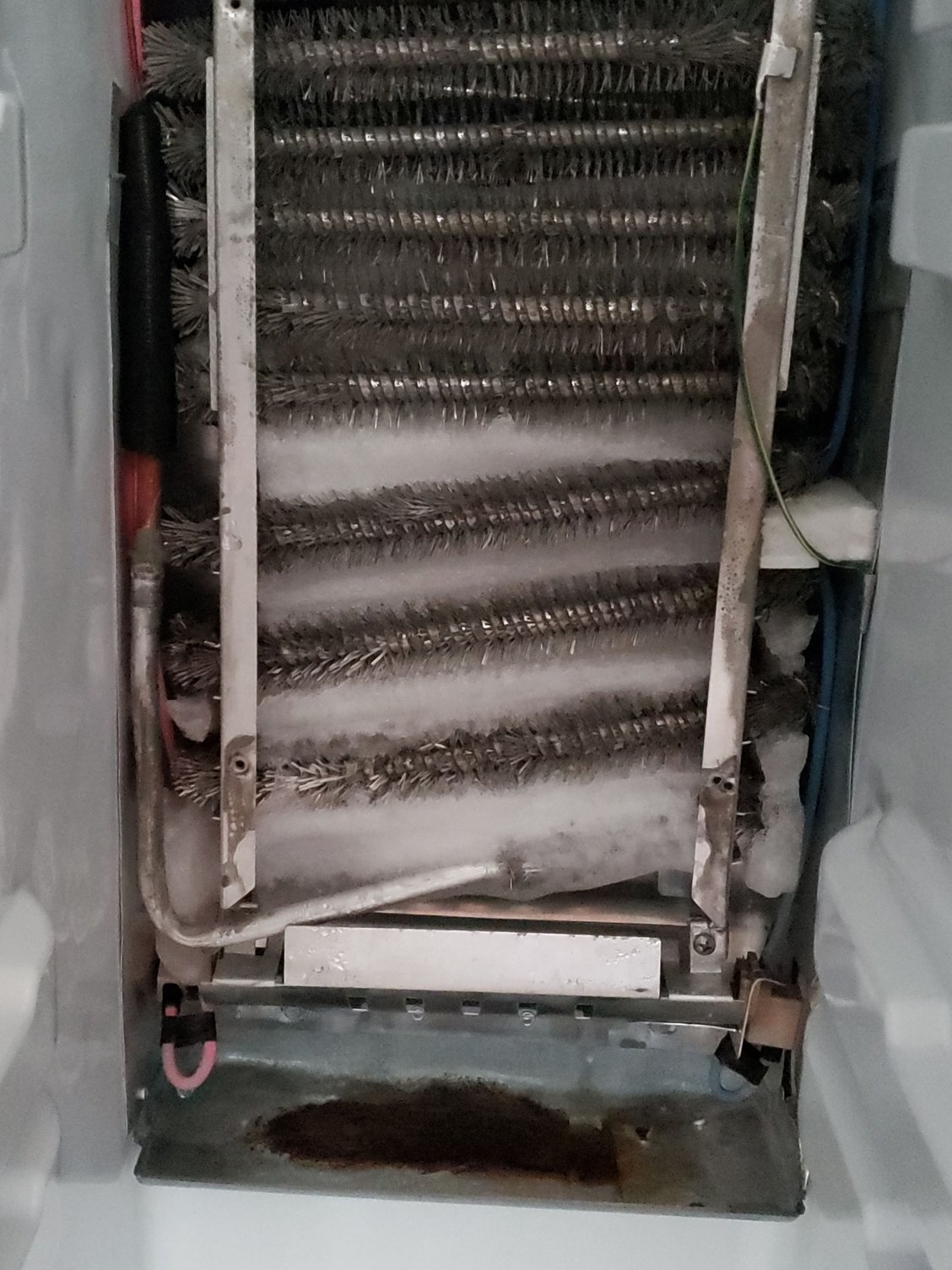 Freezer side of sidebyside GE fridge not freezing