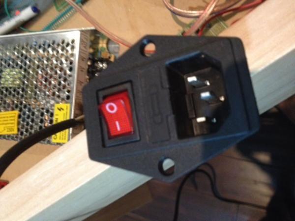 Need help wiring an inlet male power rocker switch (lighted ...
