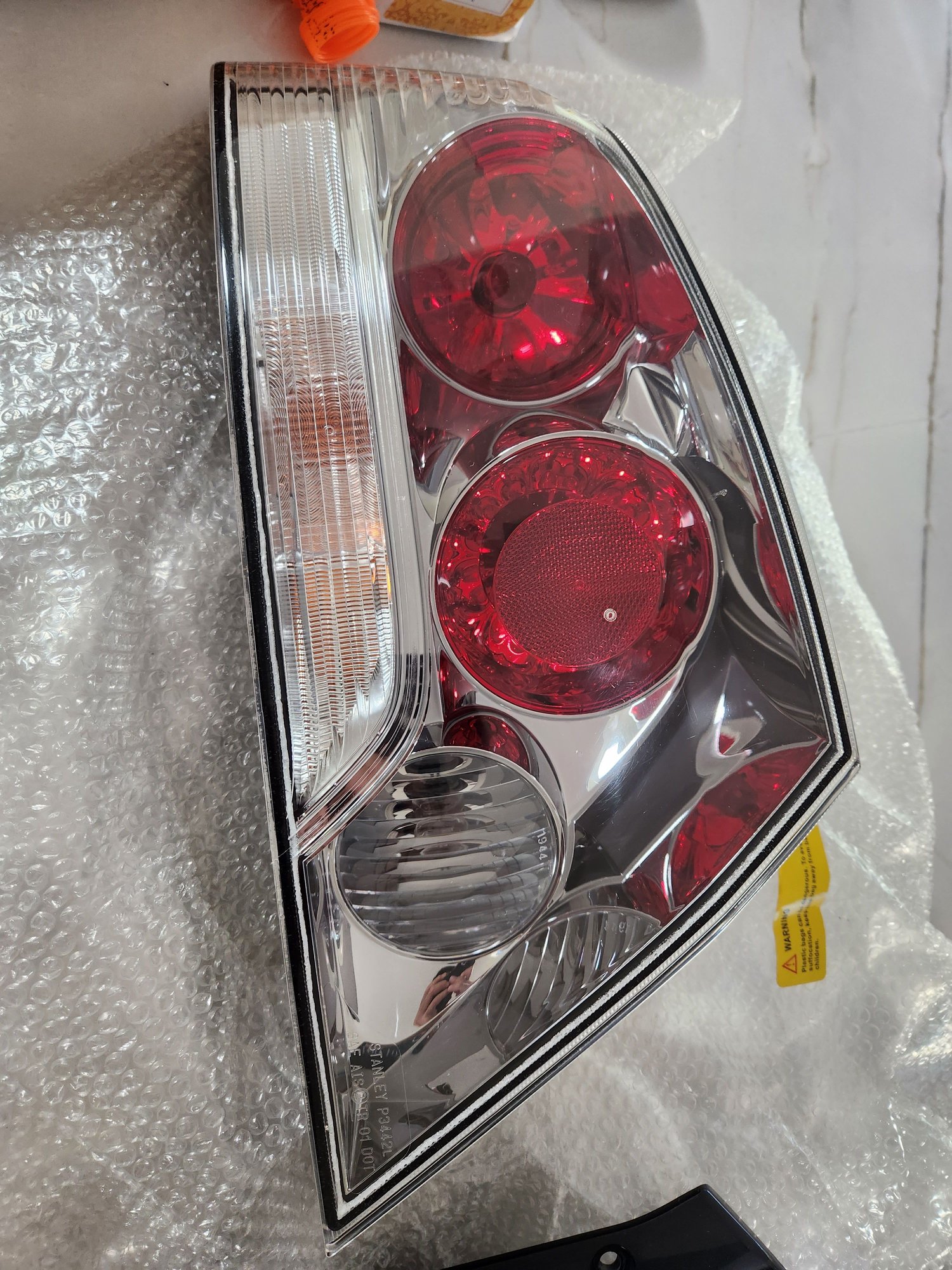 Lights - MINT 2003-2006 Mitsubishi Evolution Evo 8-9 Evolution Tail Lights Set OEM - Used - All Years  All Models - Irvine, CA 92602, United States