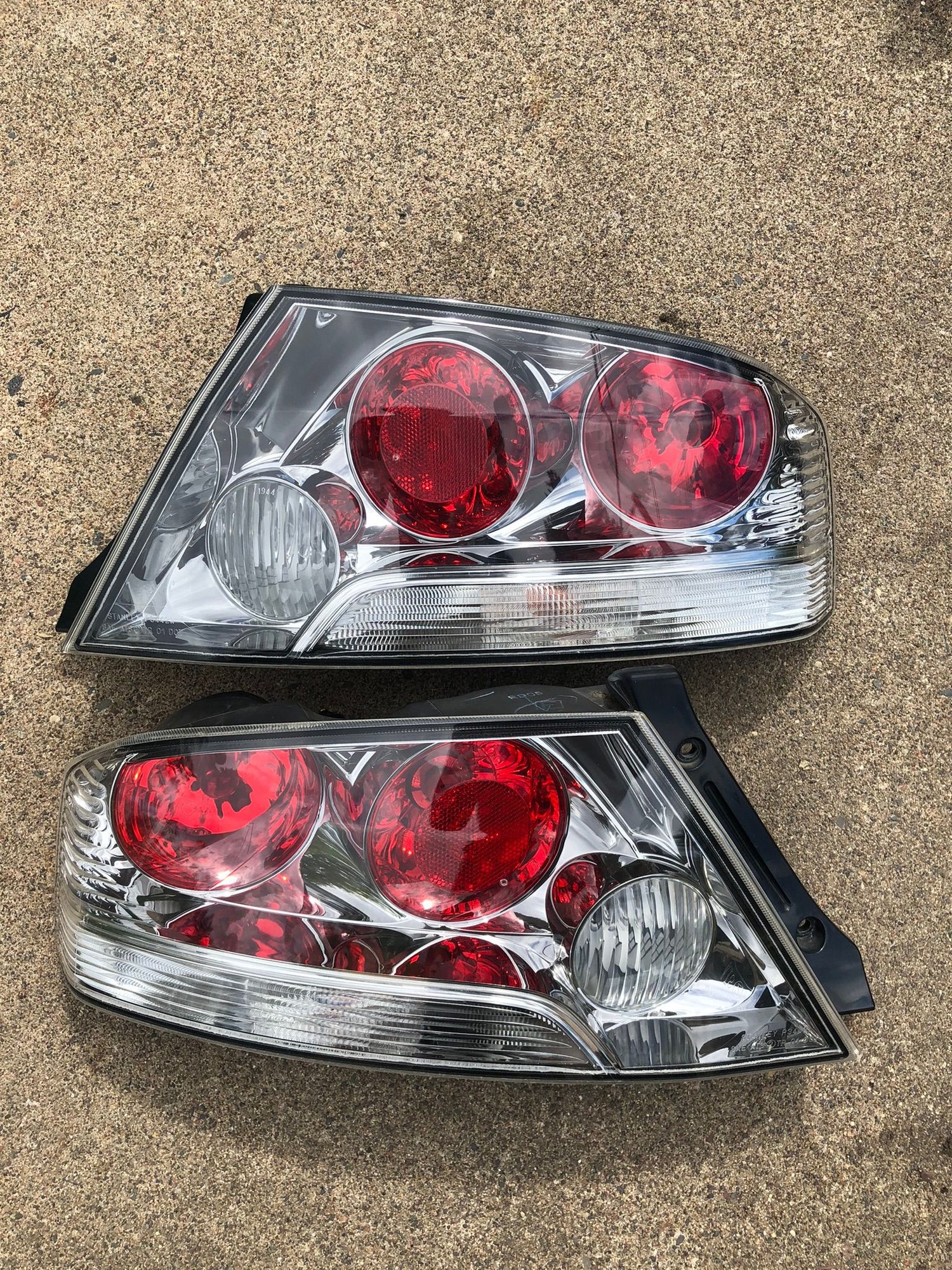 2004 Mitsubishi Lancer Evolution - Evo 8 tail lights - Lights - $150 - Minneapolis, MN 55401, United States