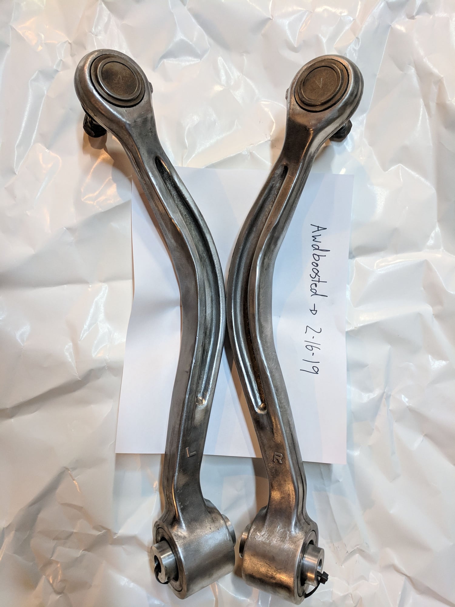 Steering/Suspension - Evo 8/9 rear trailing arms - Used - 2003 to 2006 Mitsubishi Lancer Evolution - Chicago, IL 60089, United States