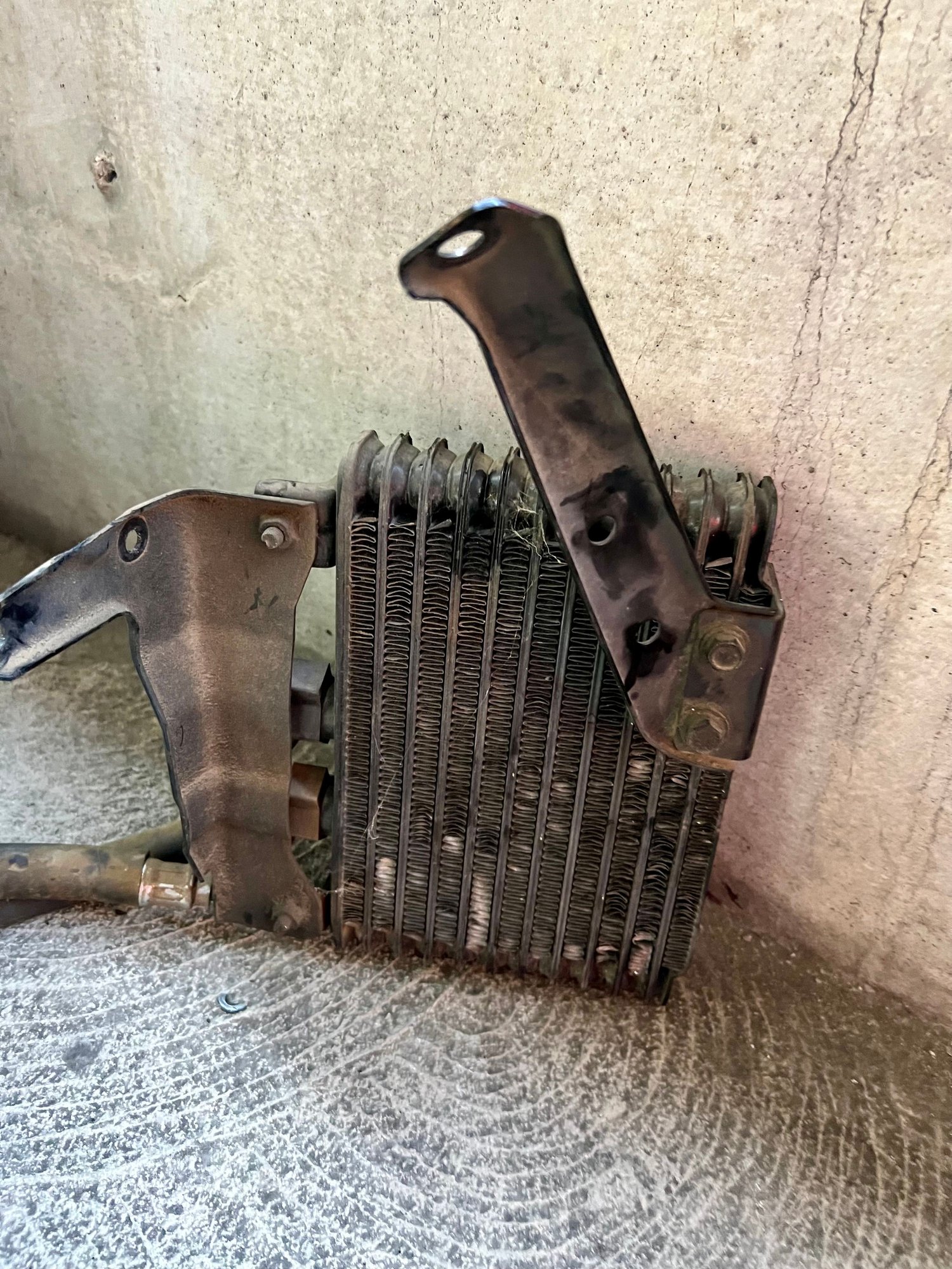 Engine - Internals - OEM Evo 8 Oil Filter Housing w/ Cooler - Used - -1 to 2026  All Models - La, CA 90017, United States