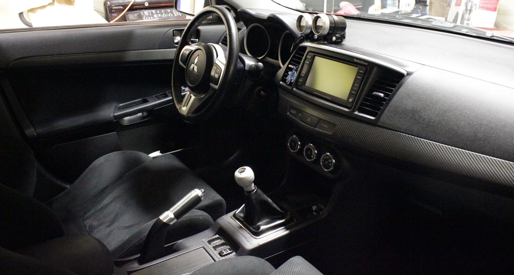 Carbon wrap on dash trim EvolutionM Mitsubishi Lancer and Lancer Evolution Community