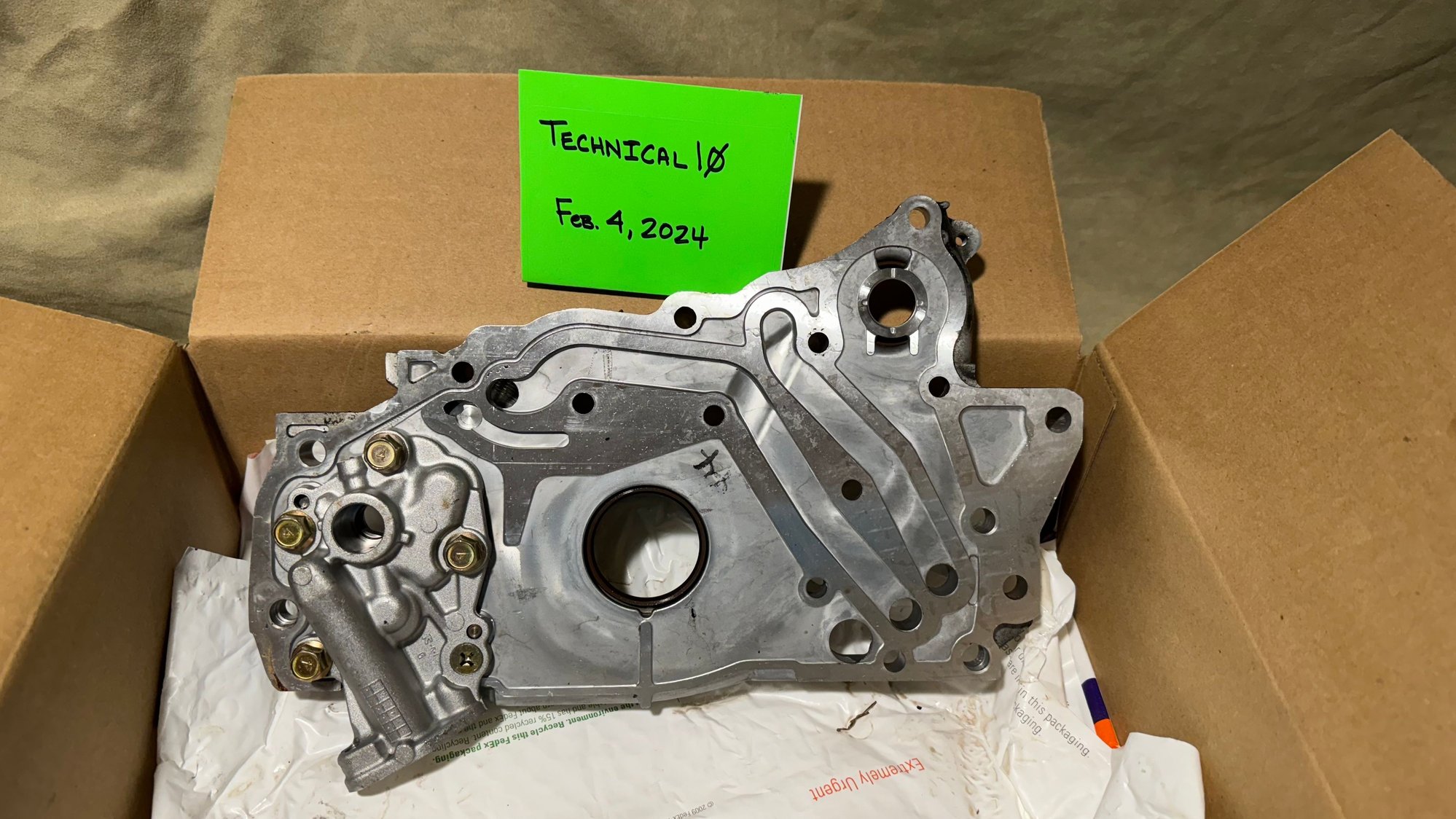 Engine - Internals - Used oil pump from 2006 Evo w/ ~20k miles - Used - -1 to 2024  All Models - Pasadena, MD 21122, United States