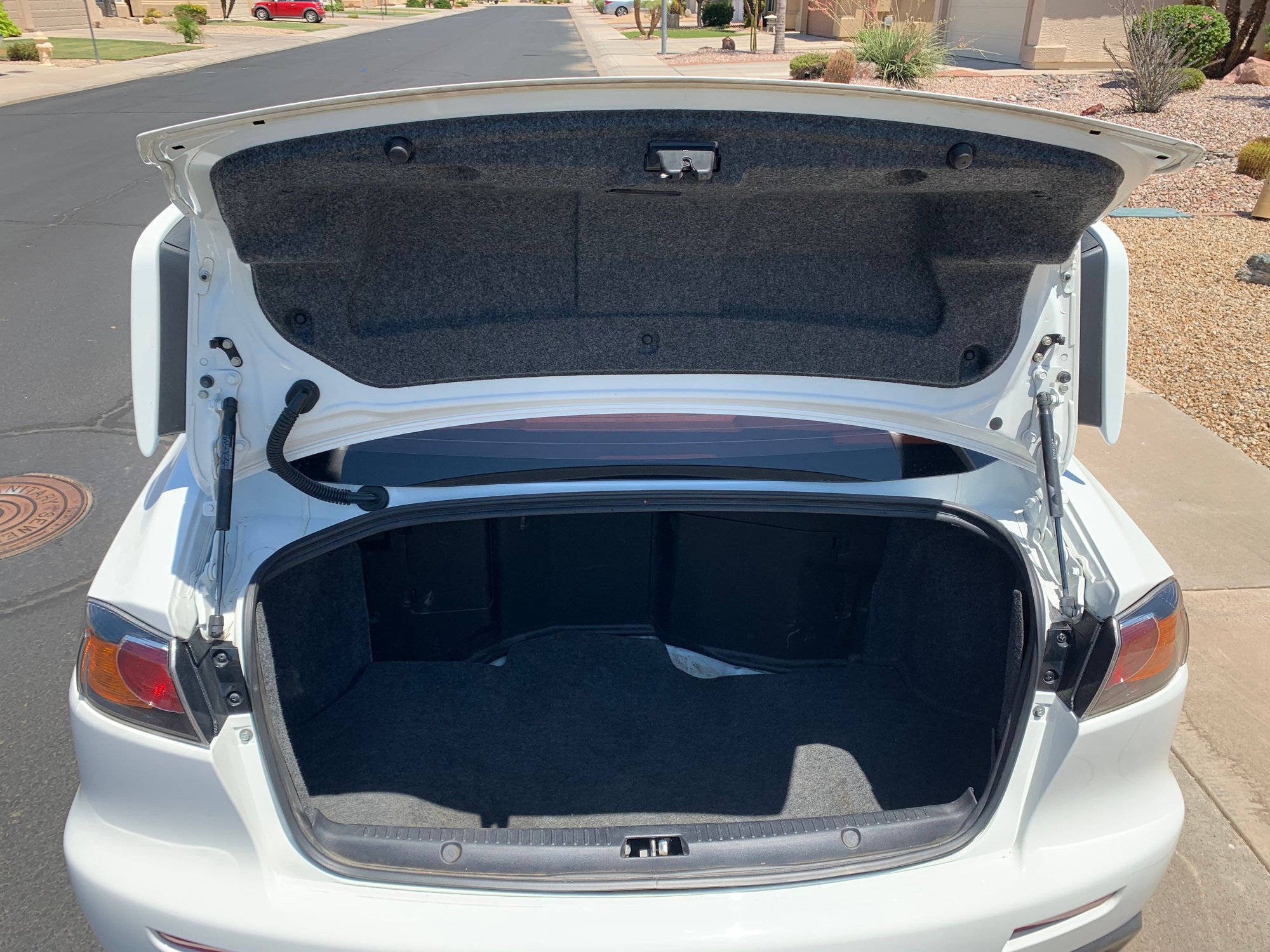 2013 Mitsubishi Lancer Evolution - 2013 evolution gsr - Used - VIN JA32W8FV9D012928 - 75,200 Miles - 4 cyl - AWD - Manual - Sedan - White - Glendale, AZ 85310, United States