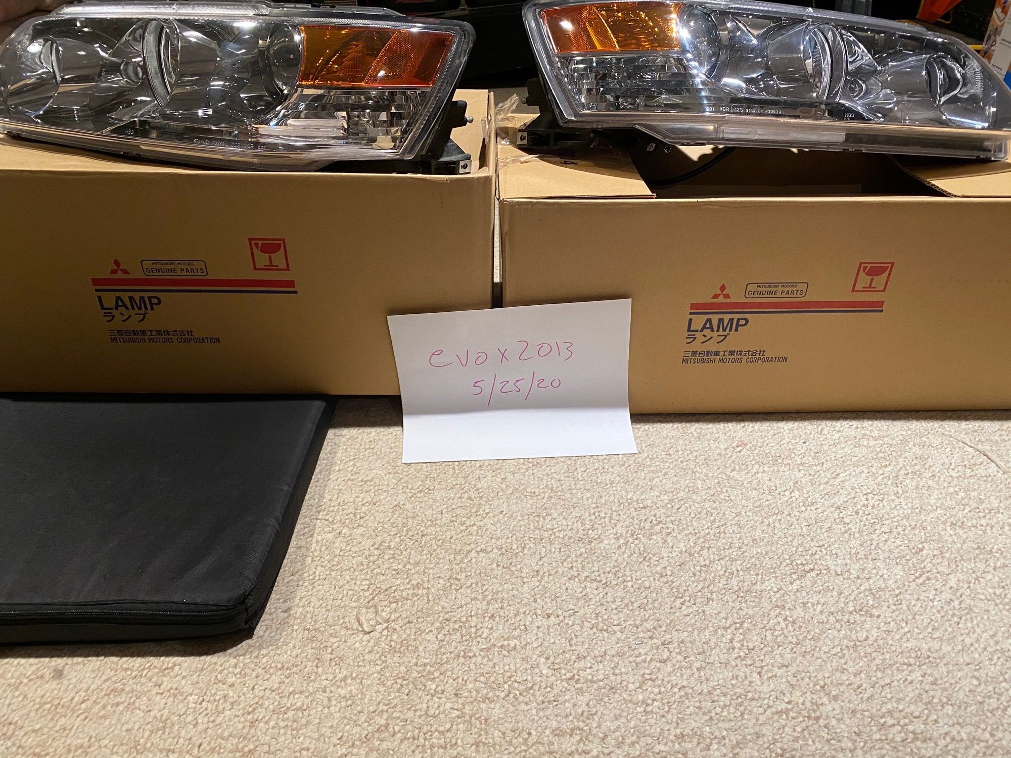 Exterior Body Parts - Stock Evo 8 Hid Headlights - Used - 2003 to 2006 Mitsubishi Lancer Evolution - Patchogue, NY 11772, United States