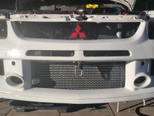 can take 1/2" shackles, up to 18mm 