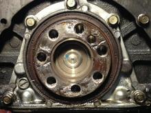 Another shot of the damage to the crank. Everything missing is stuck to the flywheel.